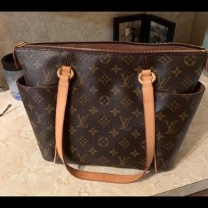 Louie Vuitton